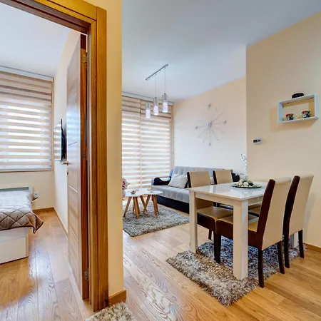 Elsa 1 アパート ズラティボール